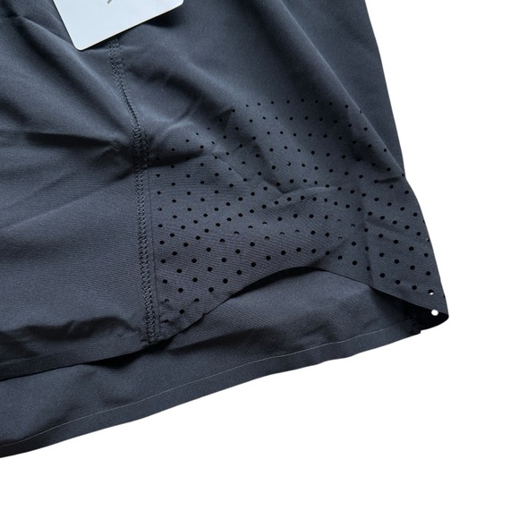 Athleta Women's 1X Black Hustle 3" Shorts Activewear Running Gym Lightweight - Picture 5 of 10